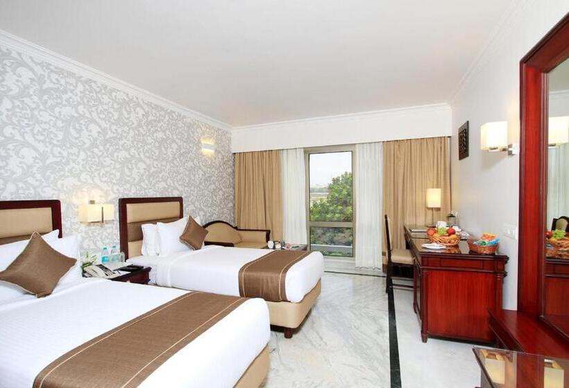 Deluxe Zimmer Stadtblick, The Rialto