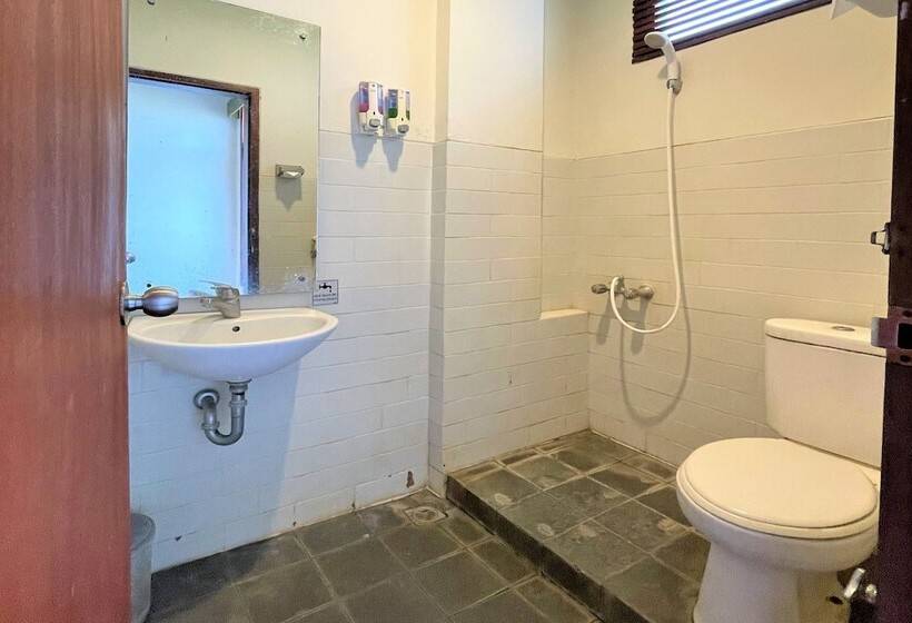 Номер Deluxe, The Yani Hotel Bali