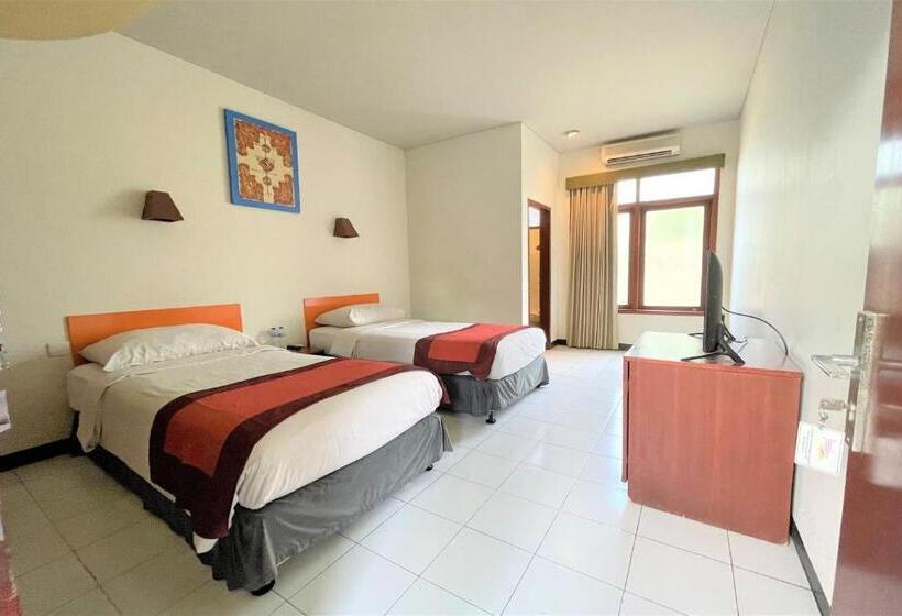 Номер Deluxe, The Yani Hotel Bali