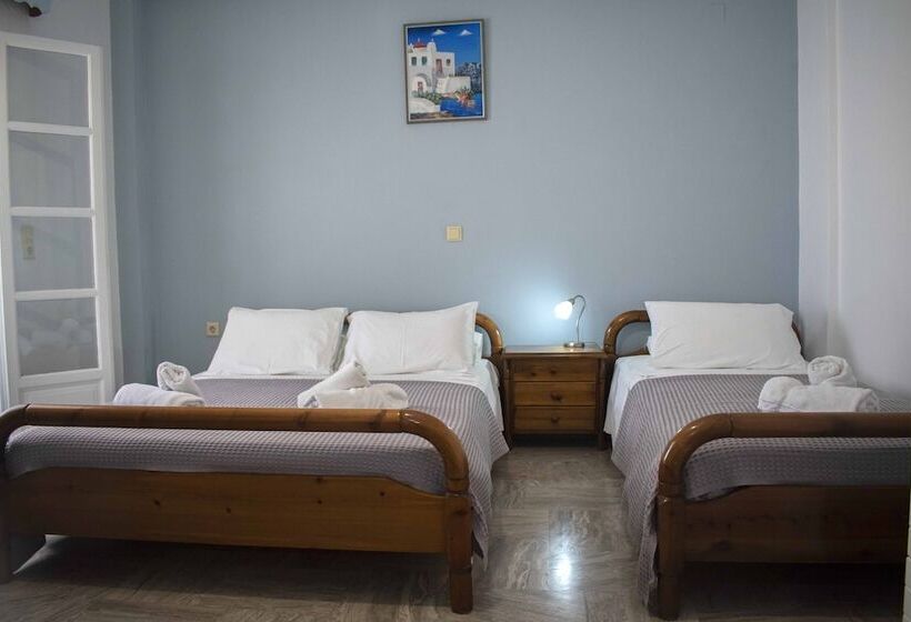 اتاق استاندارد سه نفره, Pension George