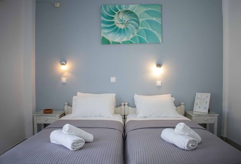 Economy Quadruple Room, Pension George