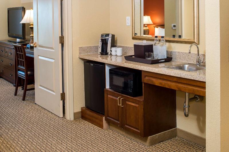 스위트, Embassy Suites By Hilton Sacramento Riverfront Promenade