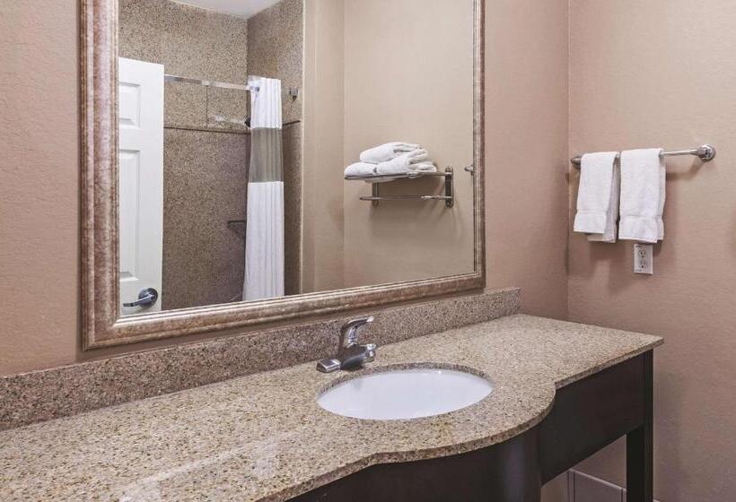 Номер Стандарт Адаптированный для Инвалидов, La Quinta By Wyndham Pearland