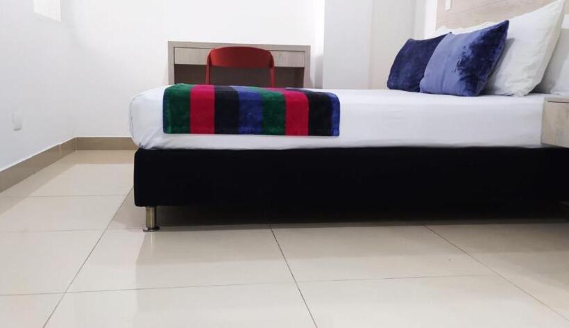 Habitación Estándar, Suite Comfort