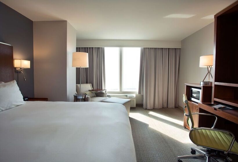 Номер Стандарт Двуспальная Кровать Адаптированный для Инвалидов, Doubletree By Hilton Hotel Biloxi