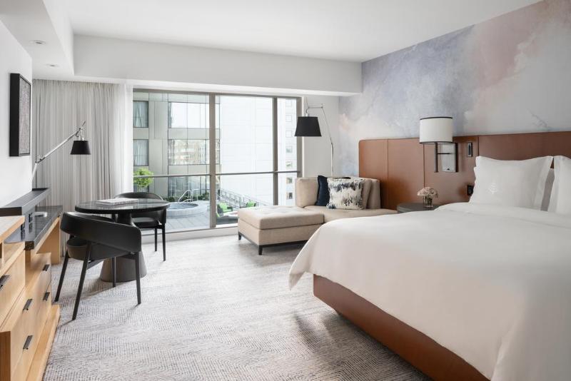 带大床的标准间, Four Seasons Hotel Seattle