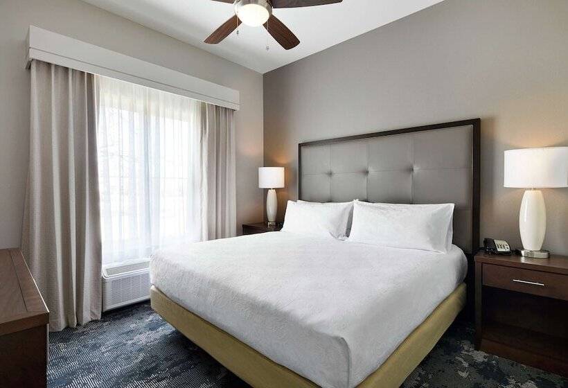 Mozgáskorlátozott Suite, Homewood Suites By Hilton Champaignurbana