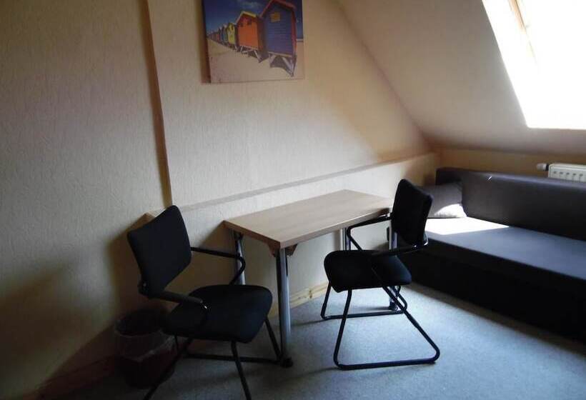 غرفة قياسية فردية, Klappenburg
