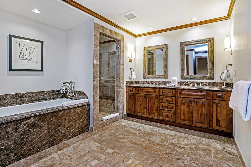 Апартаменты 4 Спальни, The Vail Collection At The Ritz Carlton Residences Vail