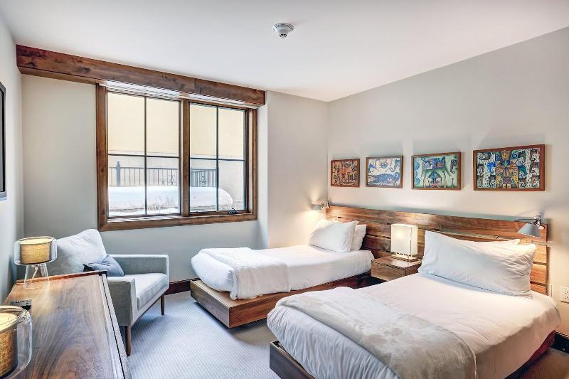 Апартаменты 3 Спальни, The Vail Collection At The Ritz Carlton Residences Vail