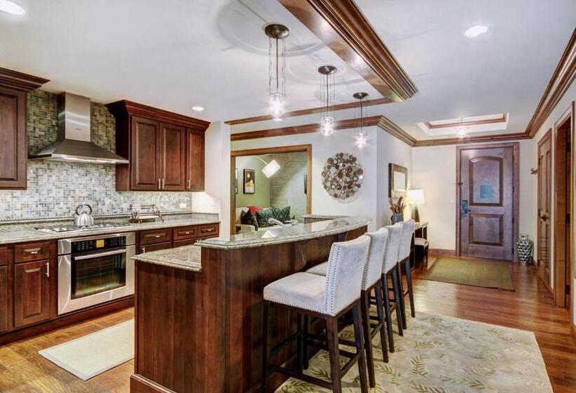 Люкс 2 Спальни, The Vail Collection At The Ritz Carlton Residences Vail