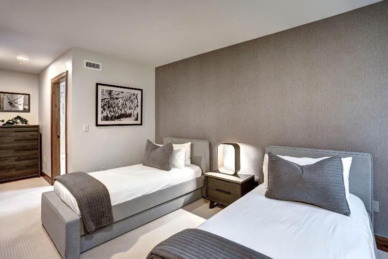 Номер Стандарт, The Vail Collection At The Ritz Carlton Residences Vail