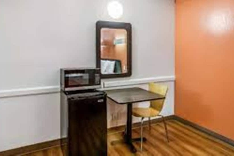 带2个双人床的标准工作室, Motel 6euless, Tx  Dfw West
