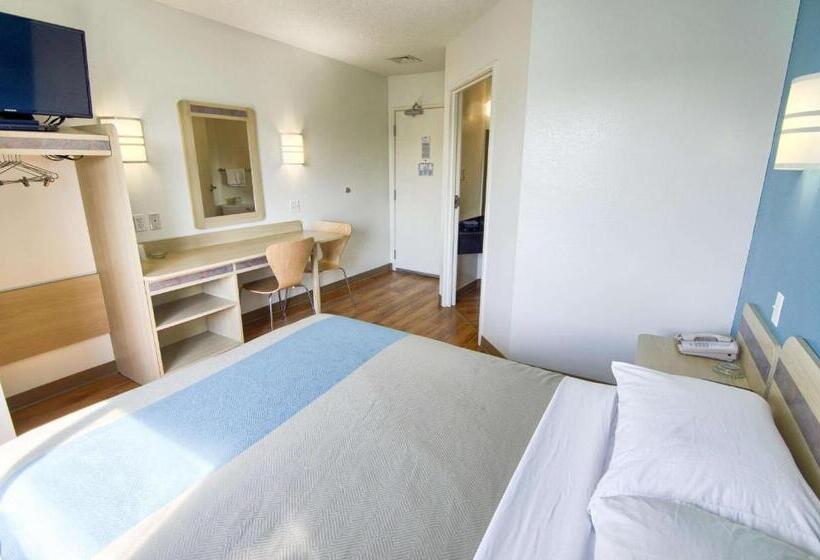 اتاق استاندارد, Motel 6 Portsmouth, Nh