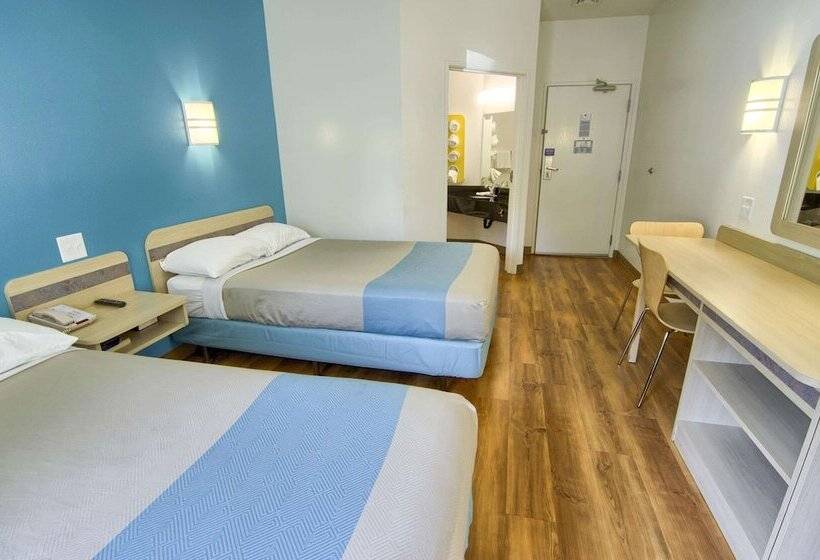 اتاق استاندارد با 2 تخت دوبل, Motel 6 Portsmouth, Nh
