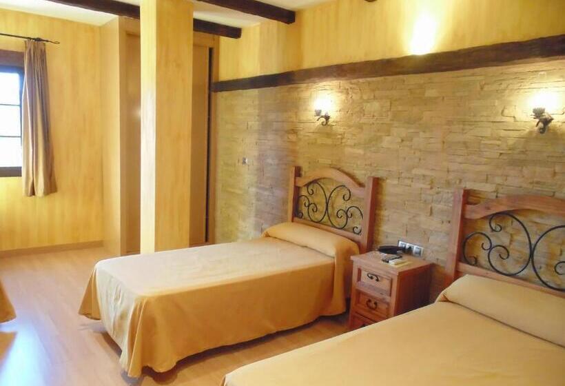 Четырехместный Номер Стандарт, Hostal El 402