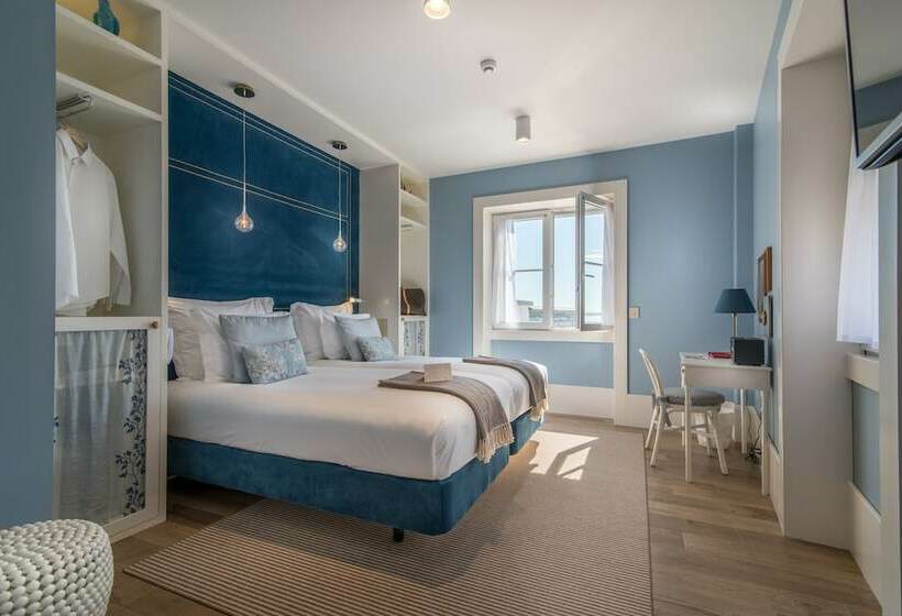 Quarto superior vista rio, Lx Boutique