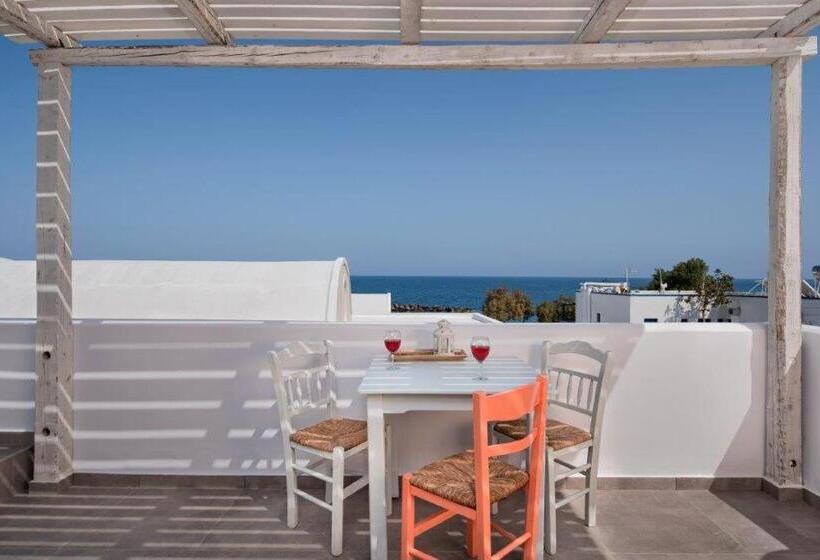 سوییت جونیور با چشم‌انداز دریا, Nissia Beach Apartments & Suites