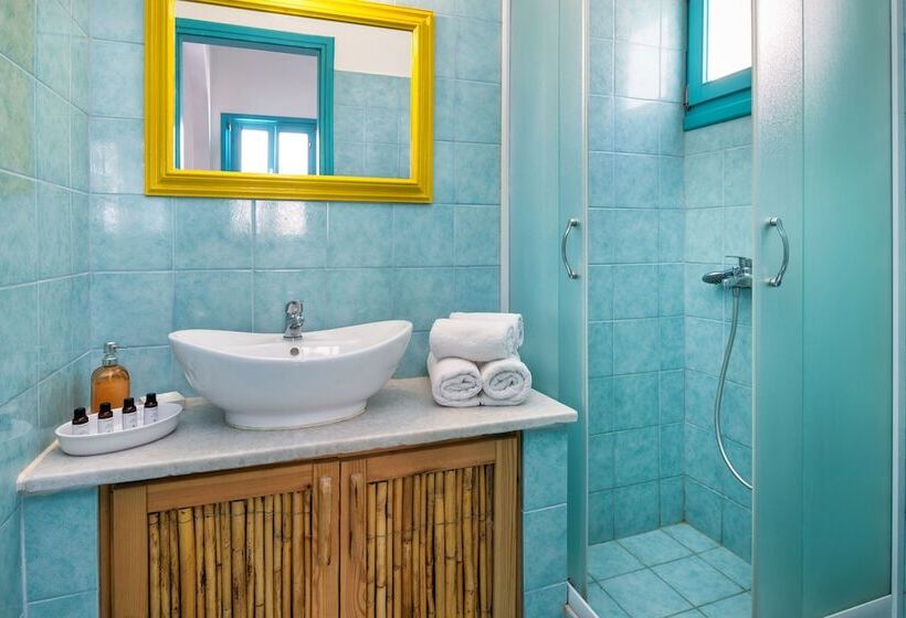 استودیوی استاندارد, Nissia Beach Apartments & Suites