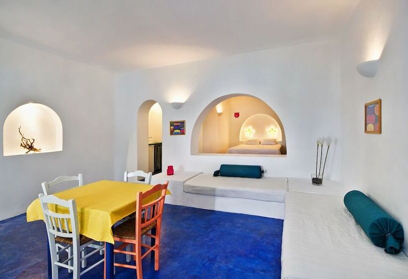 سوییت با چشم‌انداز دریا, Nissia Beach Apartments & Suites