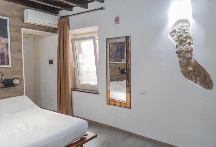 اتاق استاندارد با وان آب گرم, Irooms Spanish Steps