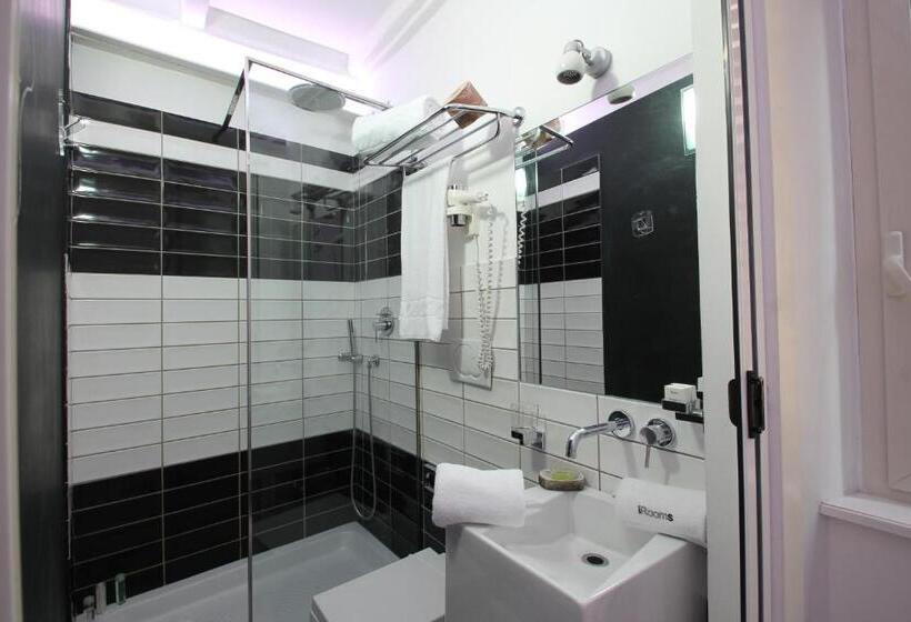 اتاق اکونومی, Irooms Spanish Steps