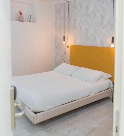 اتاق سوپریور با وان آب گرم, Irooms Spanish Steps