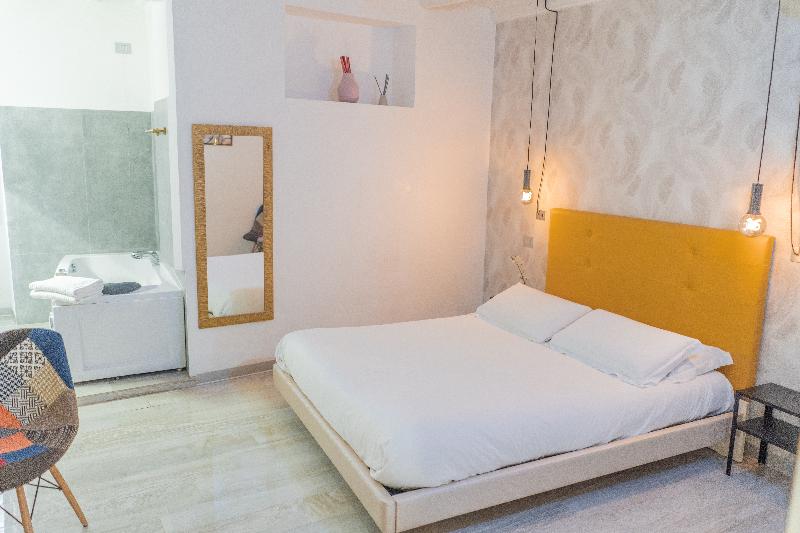 اتاق استاندارد با وان آب گرم, Irooms Spanish Steps