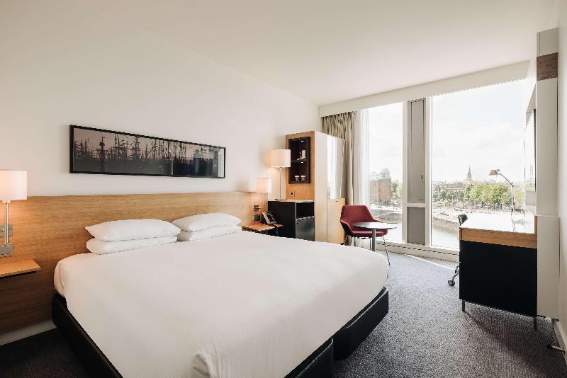 Deluxe Room King Size Bed, Doubletree By Hilton  Amsterdam Centraal Station