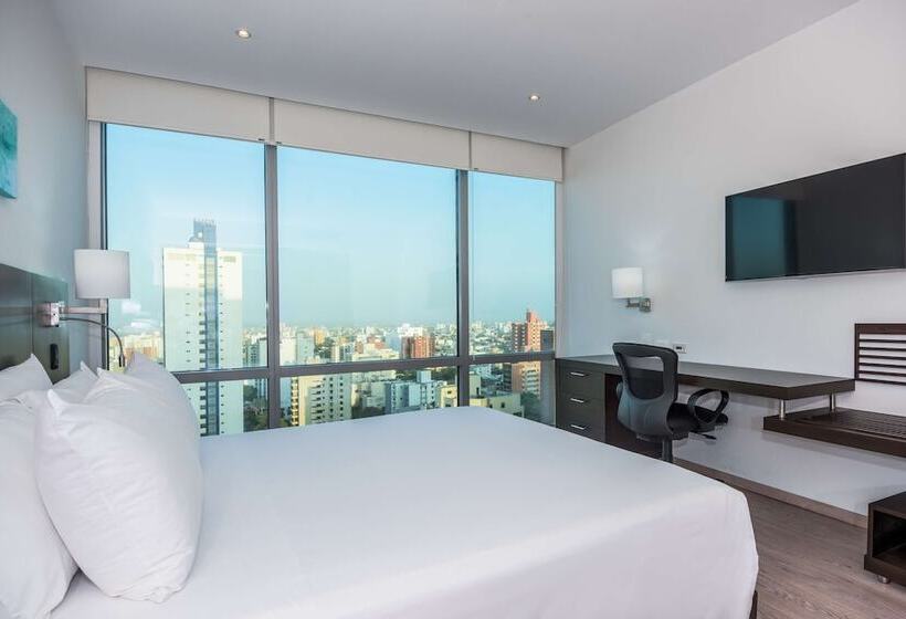 Полулюкс, NH Collection Royal Smartsuites