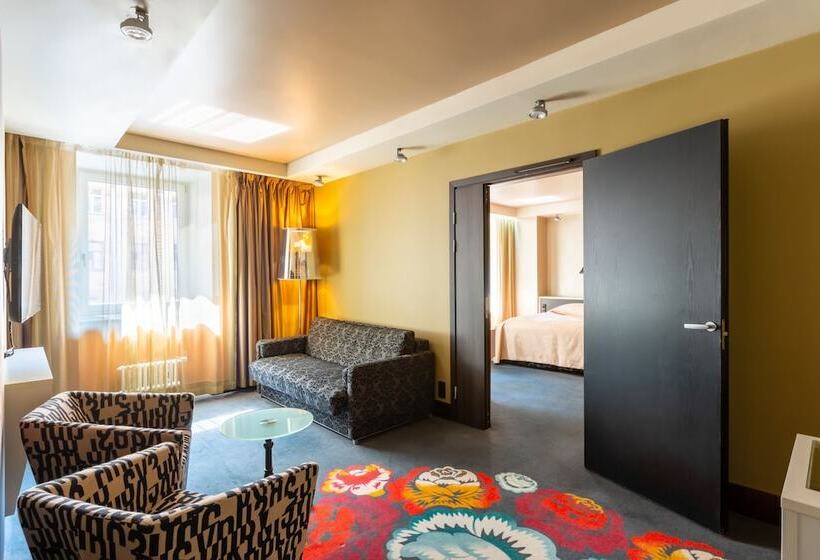 سوییت, Radisson Sonya Hotel, St. Petersburg