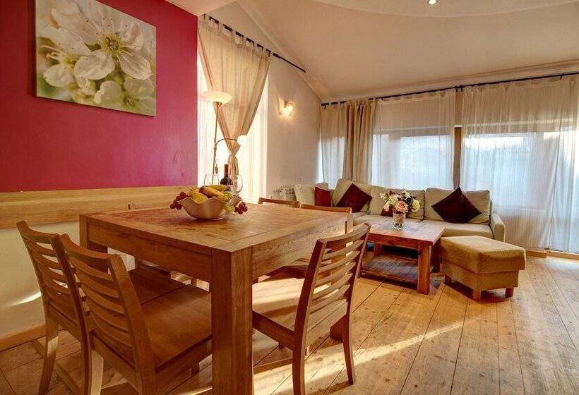 Вилла 2 Спальни, Redenka Holiday Club