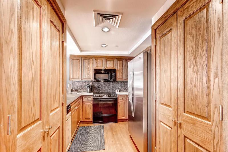 Апартаменты 2 Спальни, St. James Place