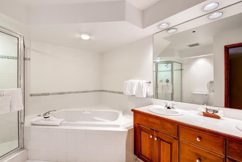 Апартаменты 2 Спальни, St. James Place