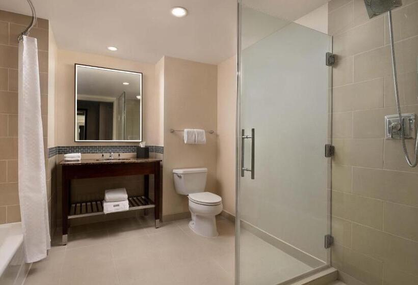 Люкс Кровать Кинг, The Westin Reston Heights