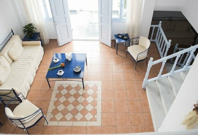 سوئیت با چشم‌انداز, Kastro Suites