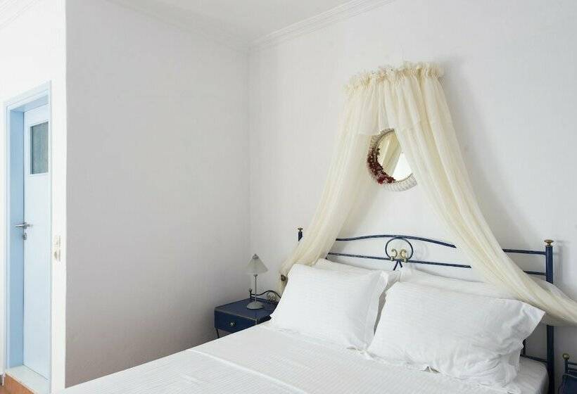 سوئیت با چشم‌انداز, Kastro Suites