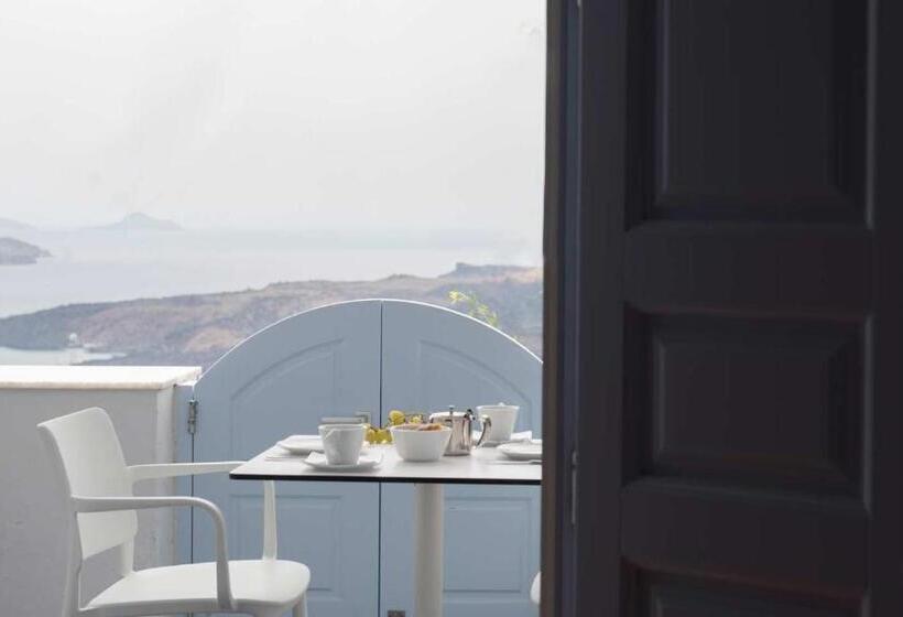 سوئیت با چشم‌انداز, Kastro Suites
