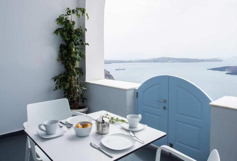 سوئیت با چشم‌انداز, Kastro Suites