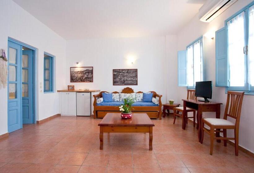 سوییت خانوادگی, Kastro Suites