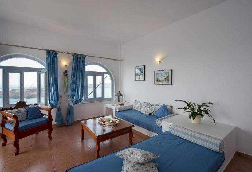 Superior suite with view, Kastro Suites