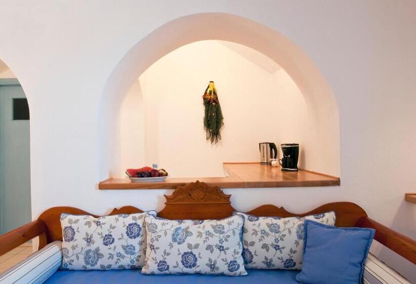 اتاق خانوادگی, Kastro Suites