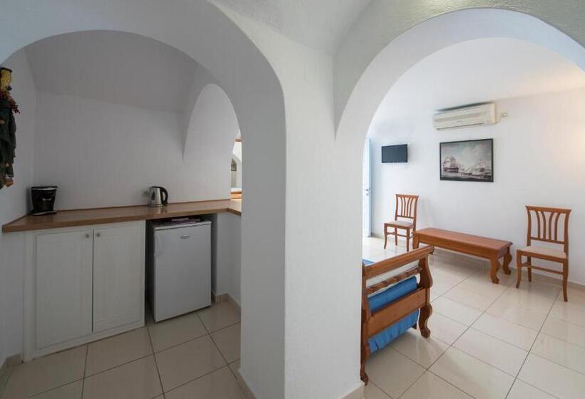 اتاق خانوادگی, Kastro Suites