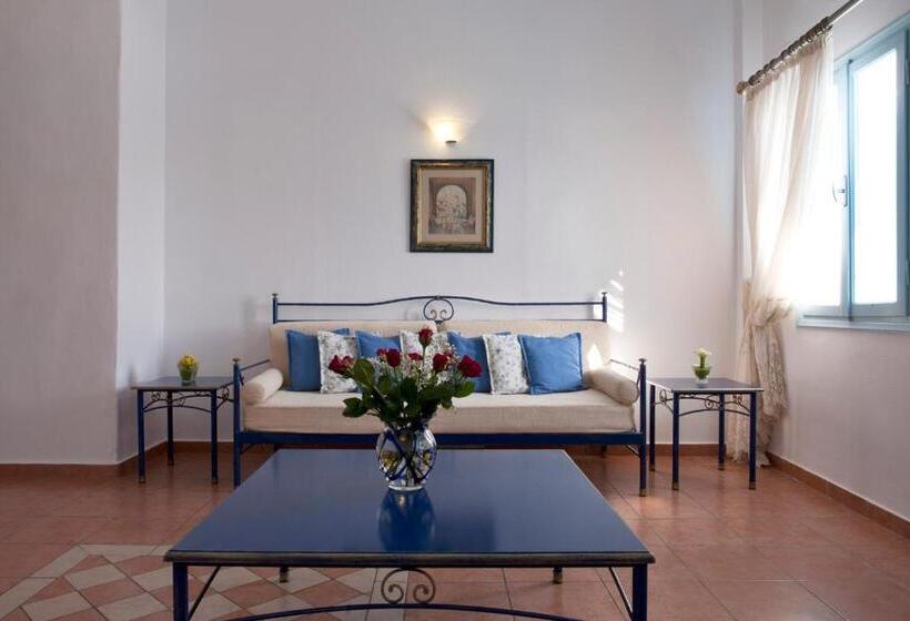 سوئیت با چشم‌انداز, Kastro Suites