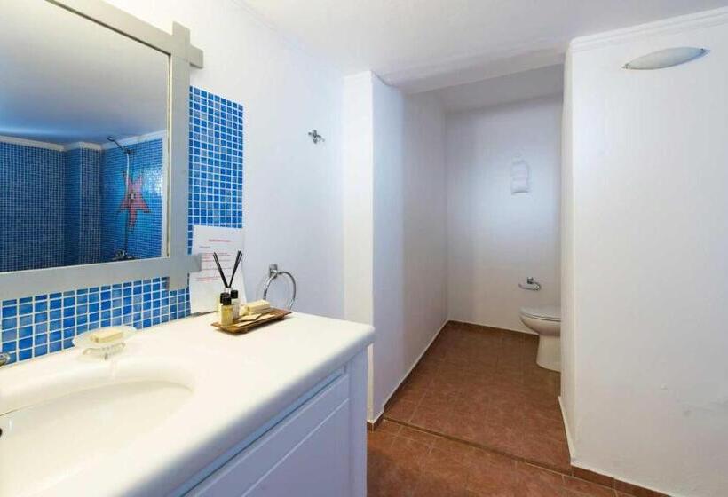 سوییت جونیور, Kastro Suites