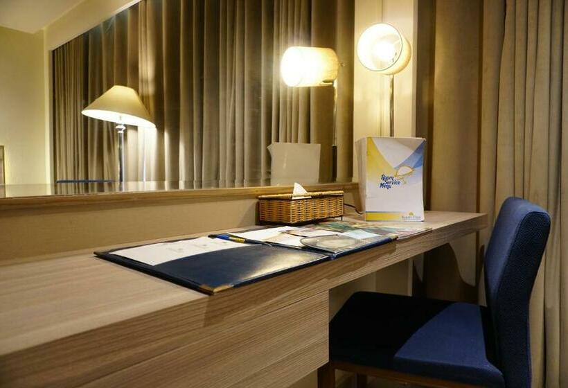 اتاق استاندارد, Regent Plaza Hotel & Convention Centre