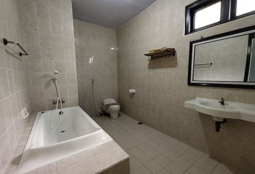 Трехместный Номер Deluxe, Bromo Permai 1