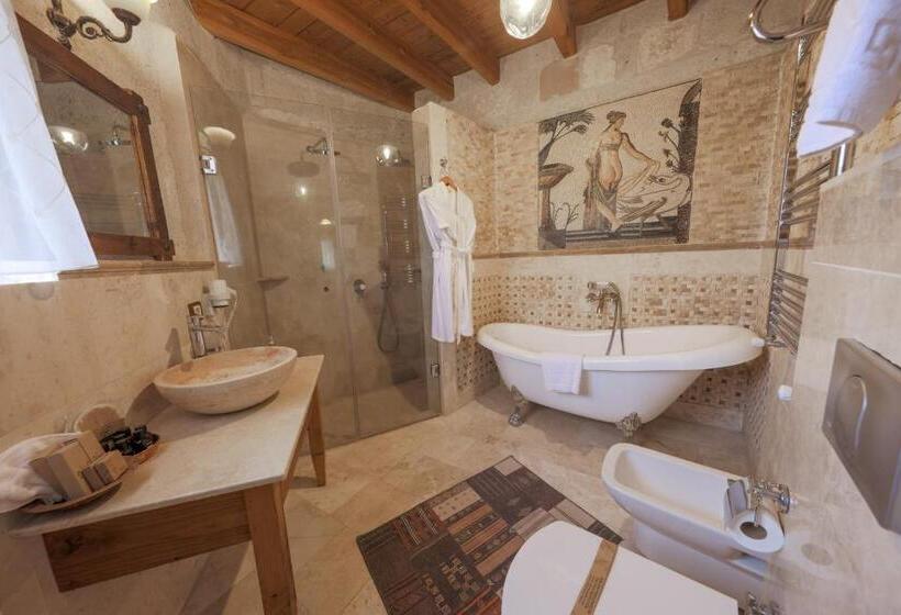 سوئیت با تخت بزرگ, Kelebek Special Cave Hotel & Spa