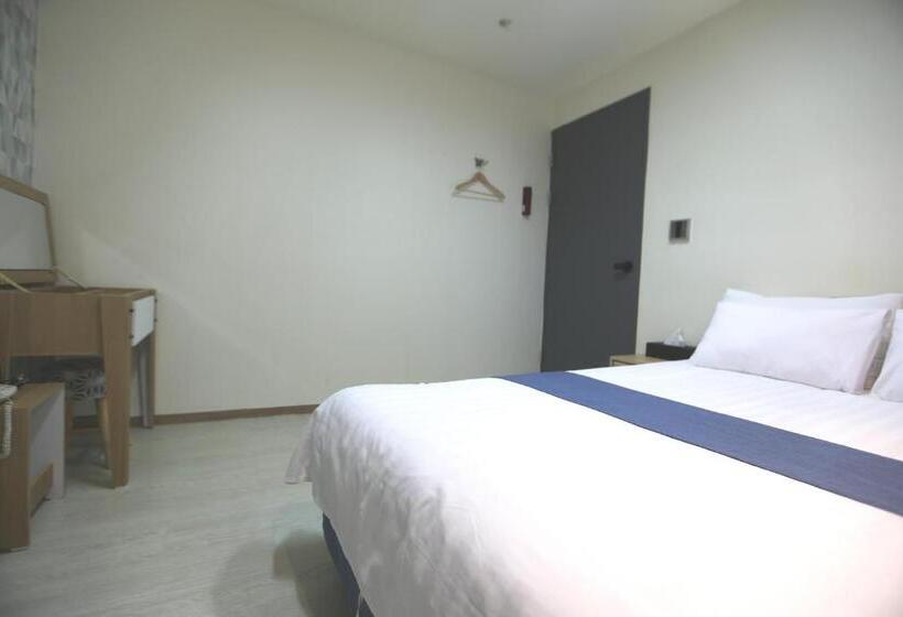اتاق استاندارد, Must Stay Hotel Myeongdong