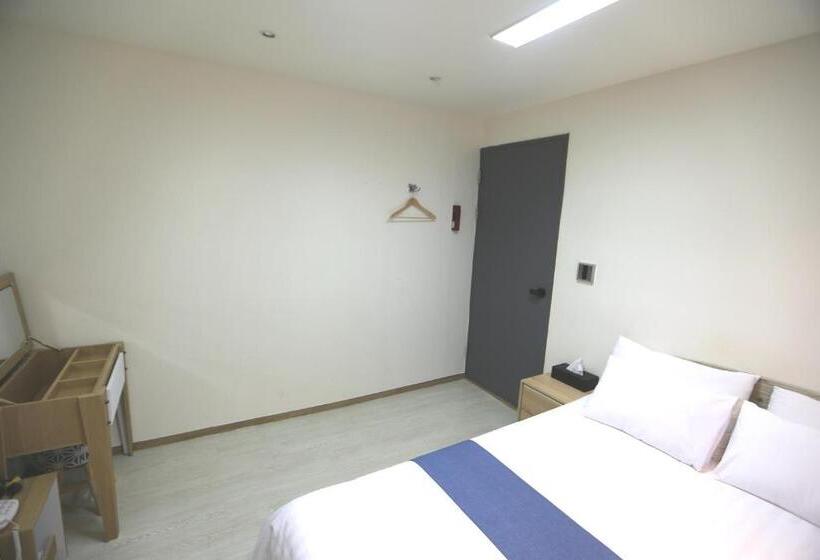اتاق استاندارد, Must Stay Hotel Myeongdong